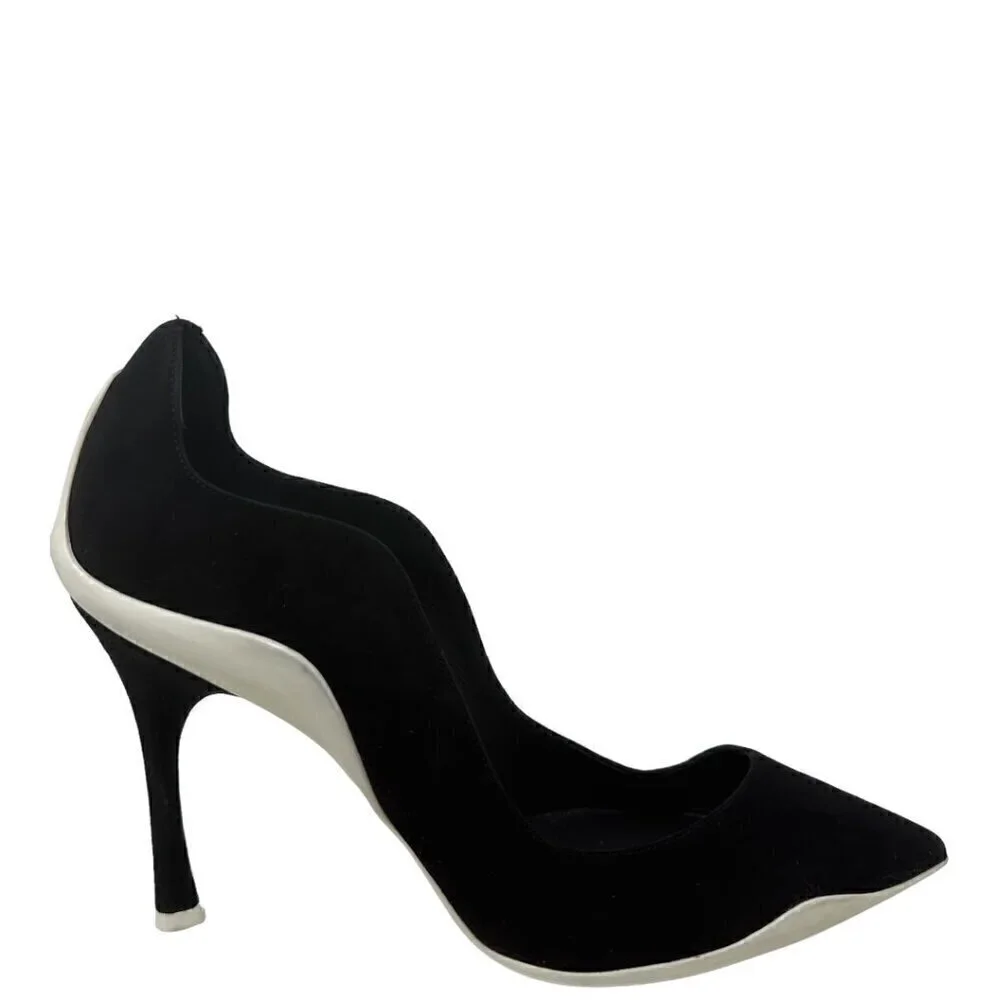 Rare Rene Caovilla Tessa Black Suede Scalloped Edges Pointed Toe Heels Pumps 9